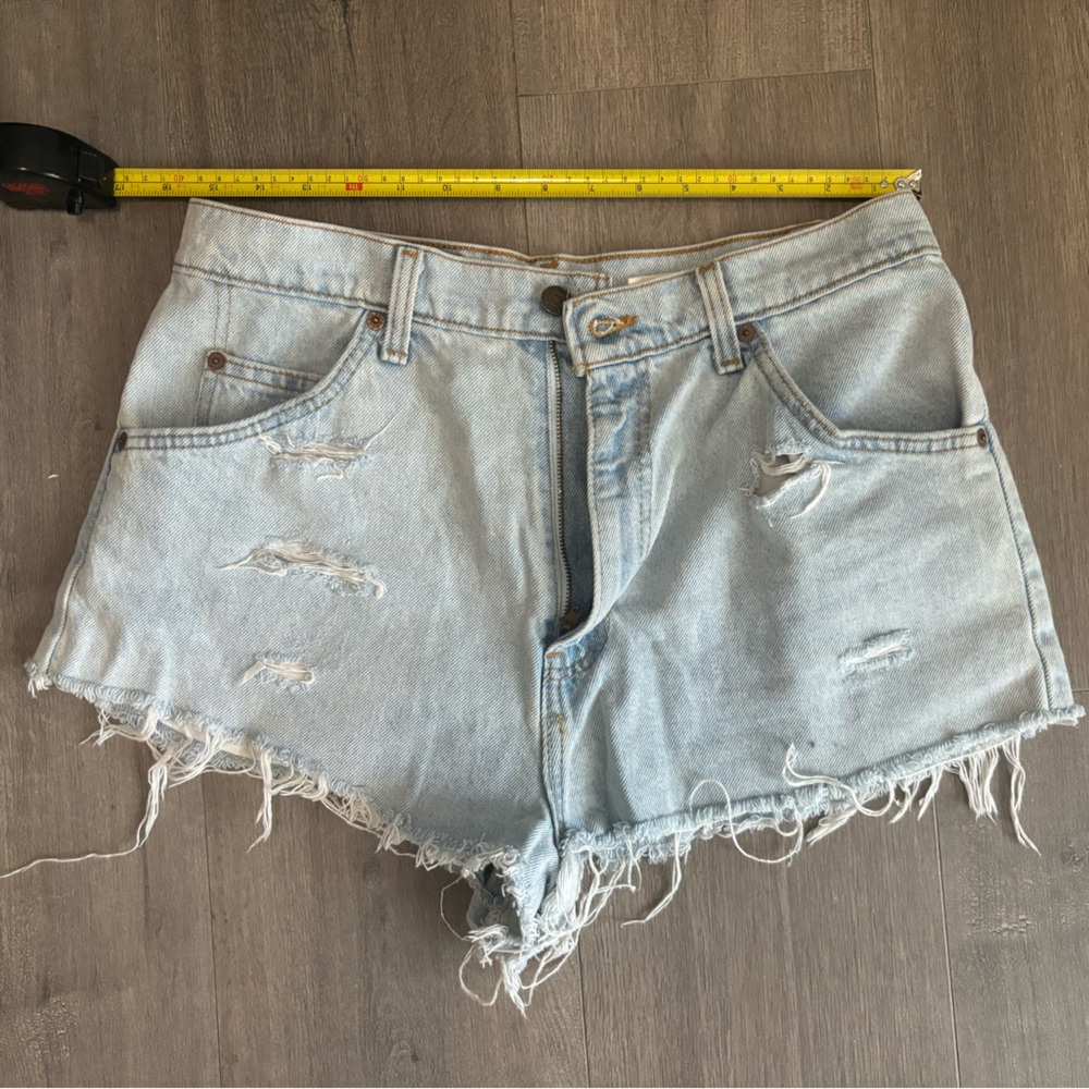 Orange tab Levi’s